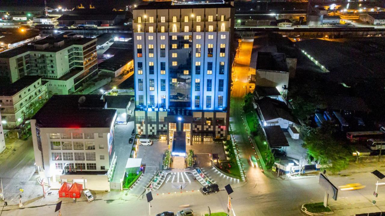 Krystal Palace Douala Exteriér fotografie