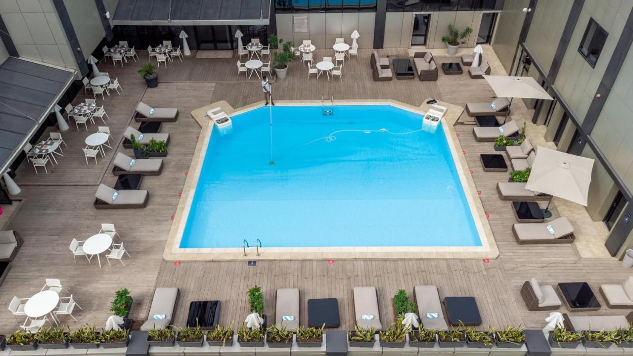 Krystal Palace Douala Exteriér fotografie