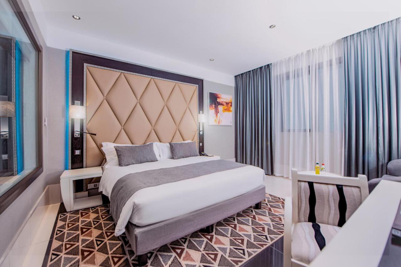 Krystal Palace Douala Exteriér fotografie