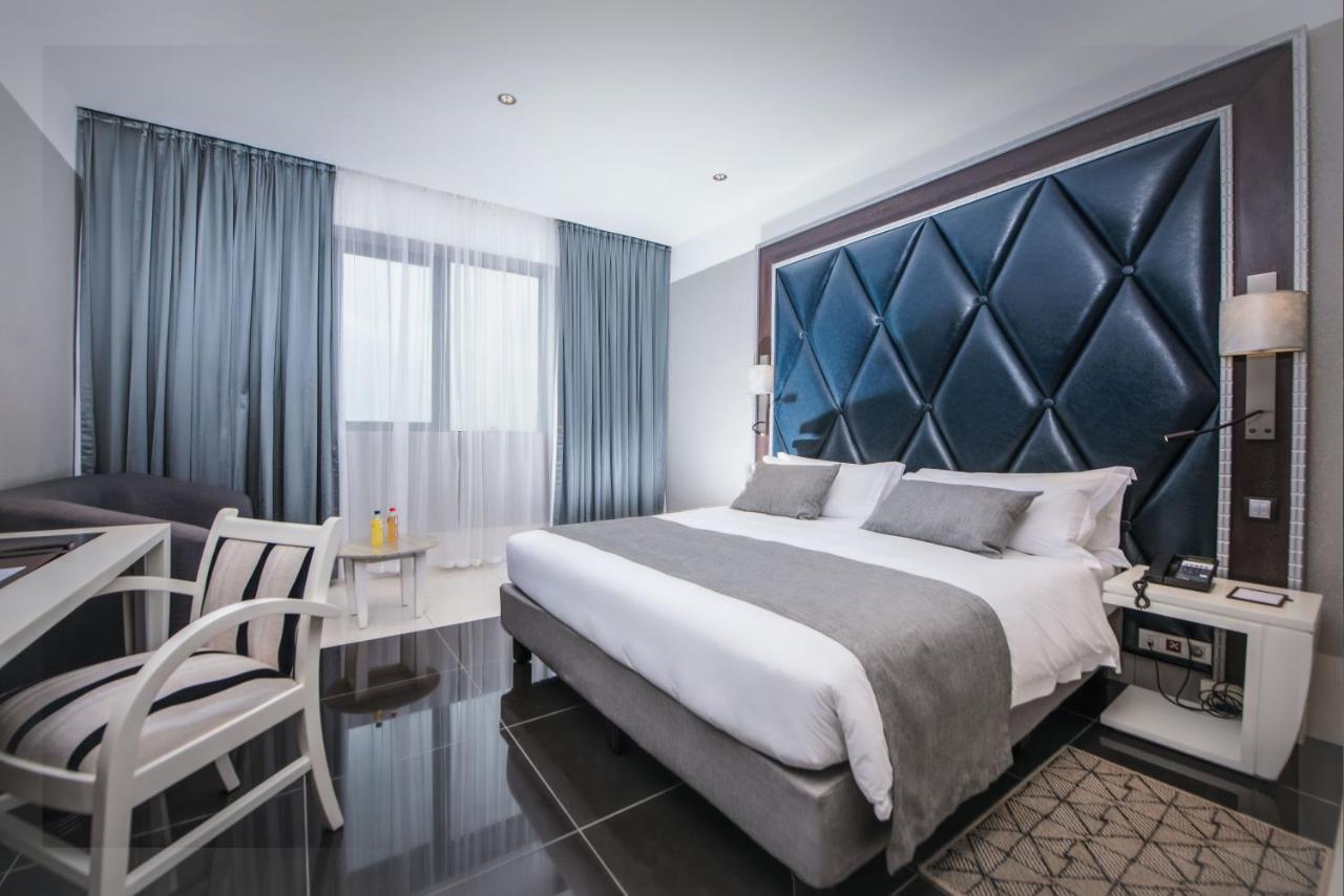 Krystal Palace Douala Exteriér fotografie
